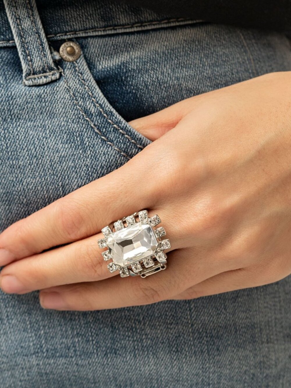 Paparazzi Ring (R097)
